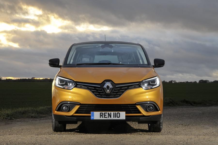  Renault Scenic 2016 года  (UK) (фото 16 из 32)